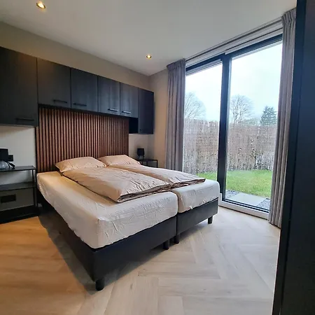 Bosvilla De Eenhoorn Feriehus